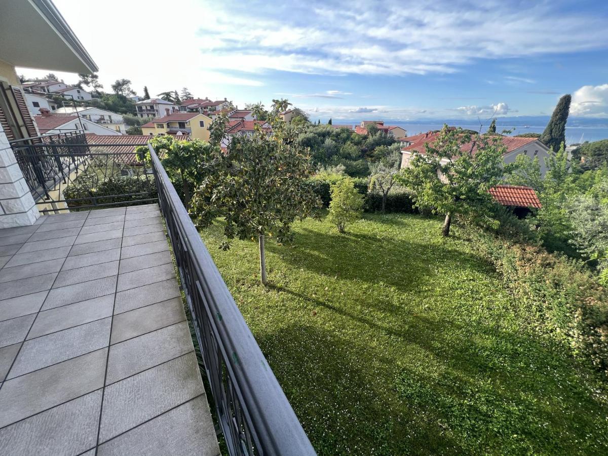 Magnolia Apartments Izola Buitenkant foto