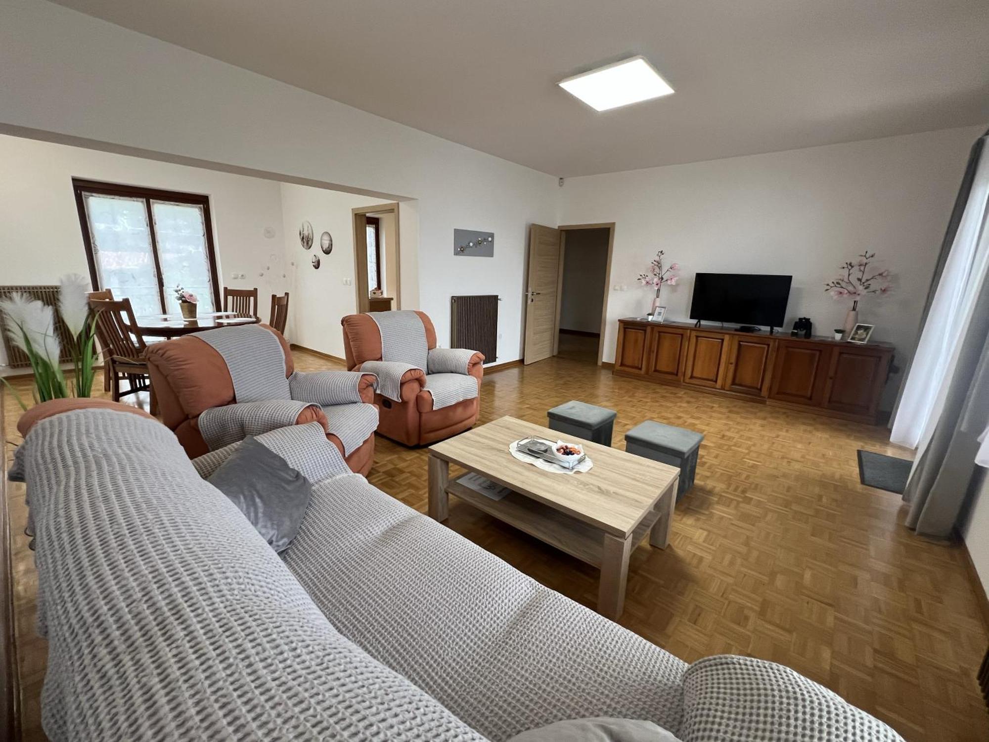 Magnolia Apartments Izola Buitenkant foto